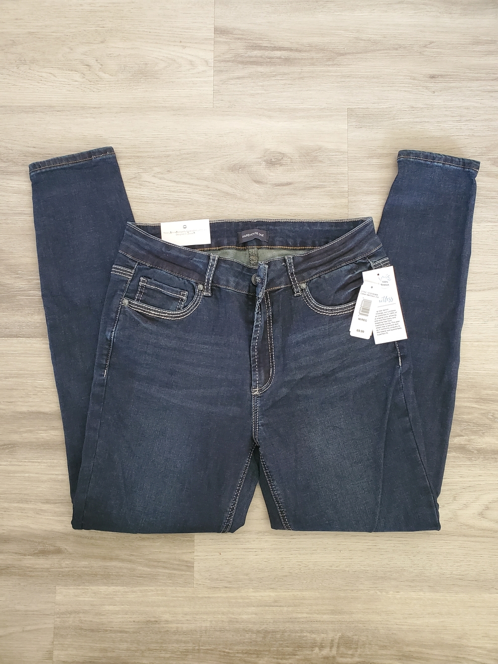 ☀️2/$40☀️ Size M (32 - 36) - Limitless Dark Wash Skinny Jeans - Warehouse One